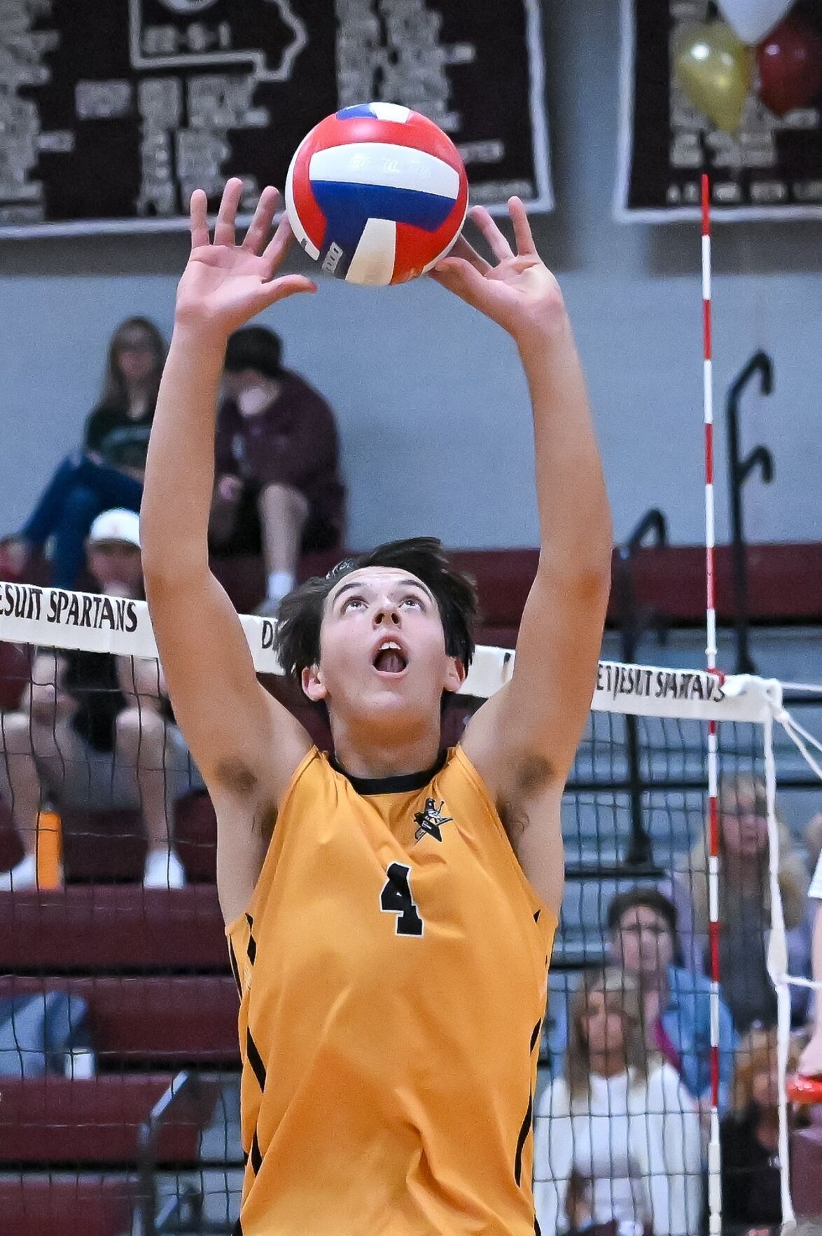 05/02/24 - Boys Volleyball Vianney at De Smet